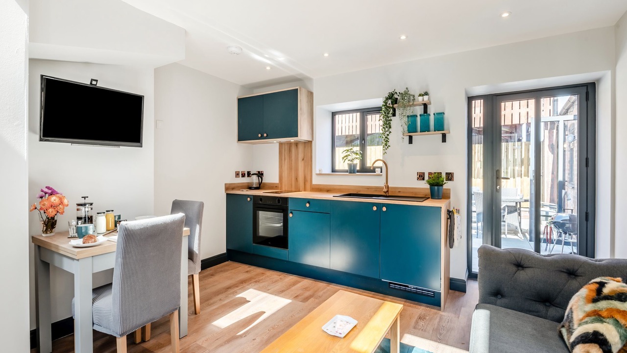 Photo of Others in Arnold