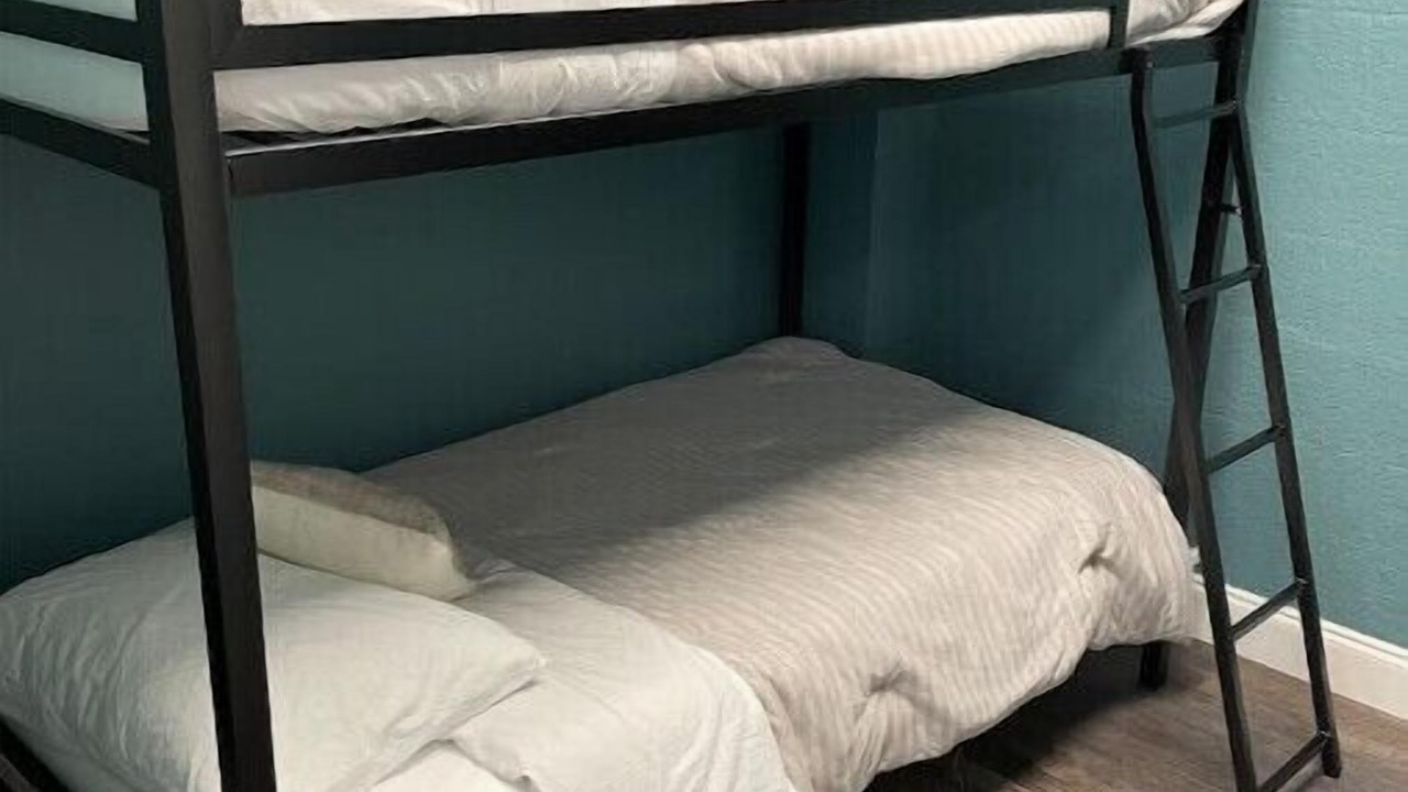 Photo of Others in Cobb