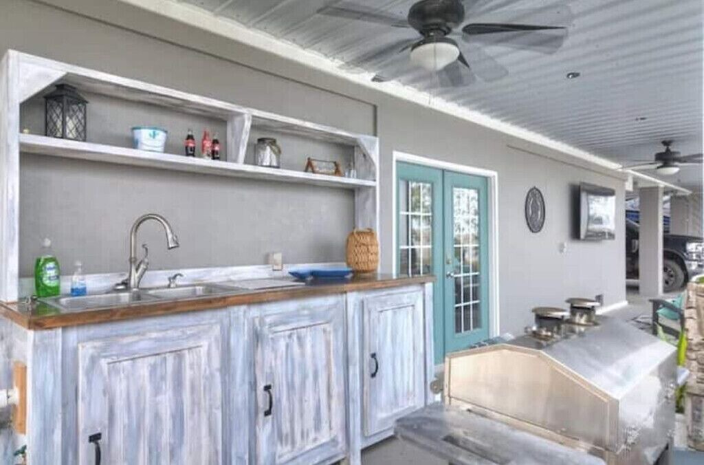 Photo of Outdoor in Cobb