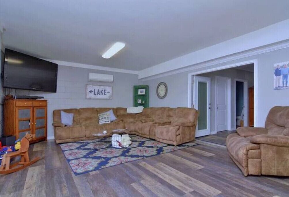 Photo of Bedroom in Cobb