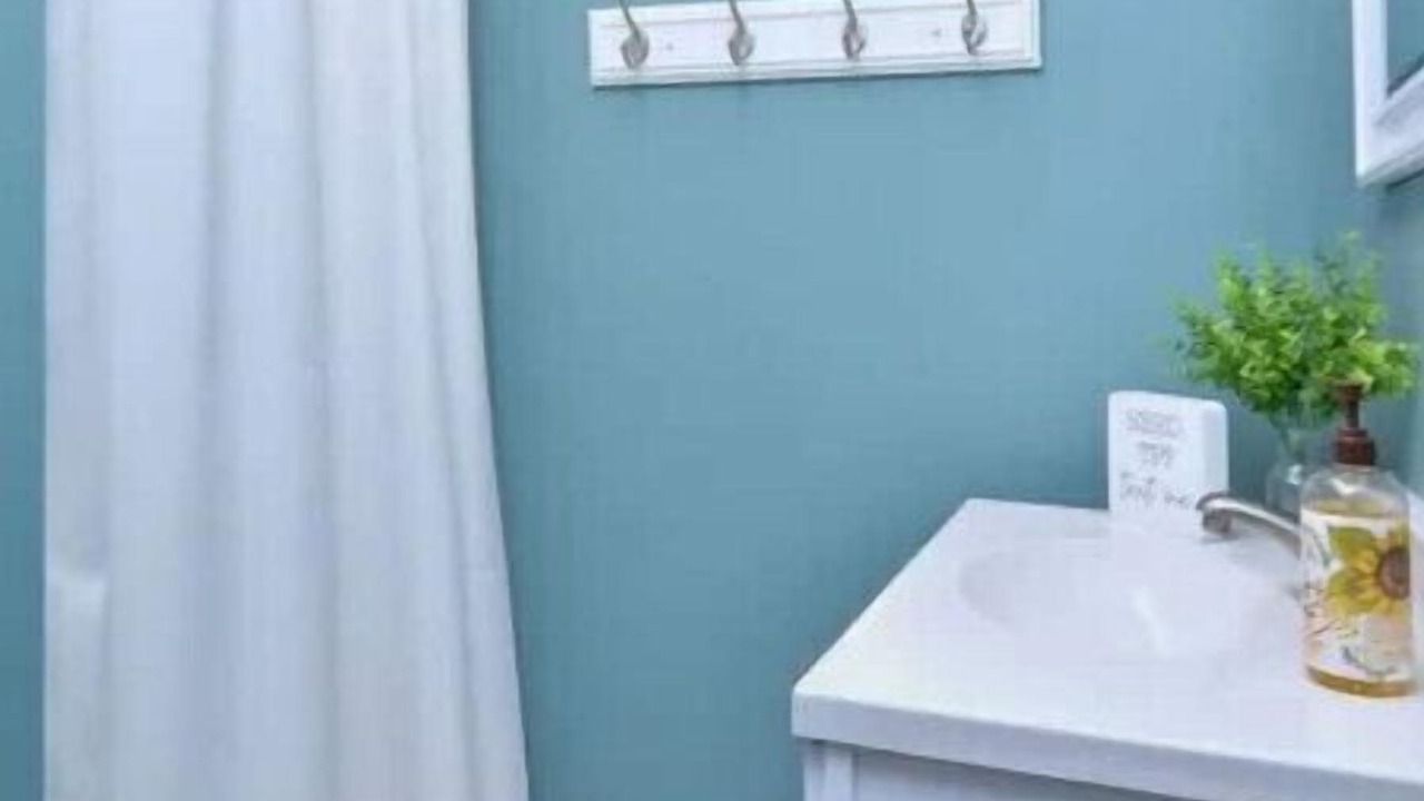 Photo of Others in Cobb