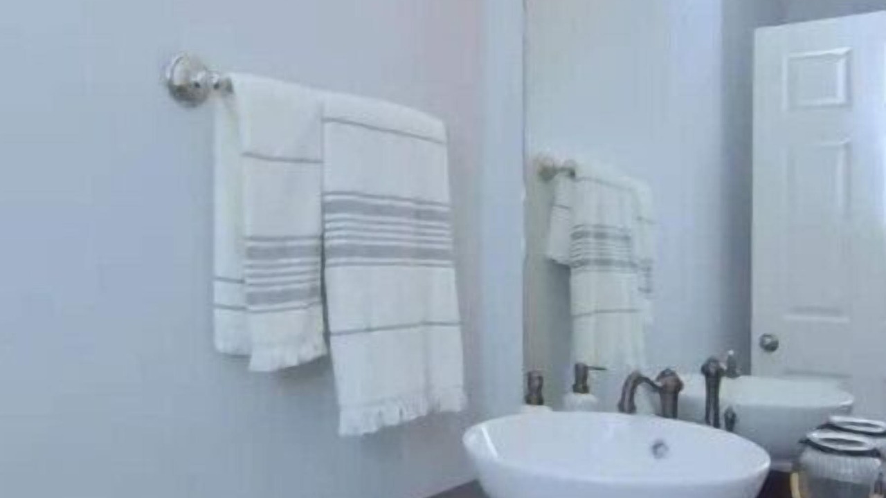 Photo of Bathroom in Cobb