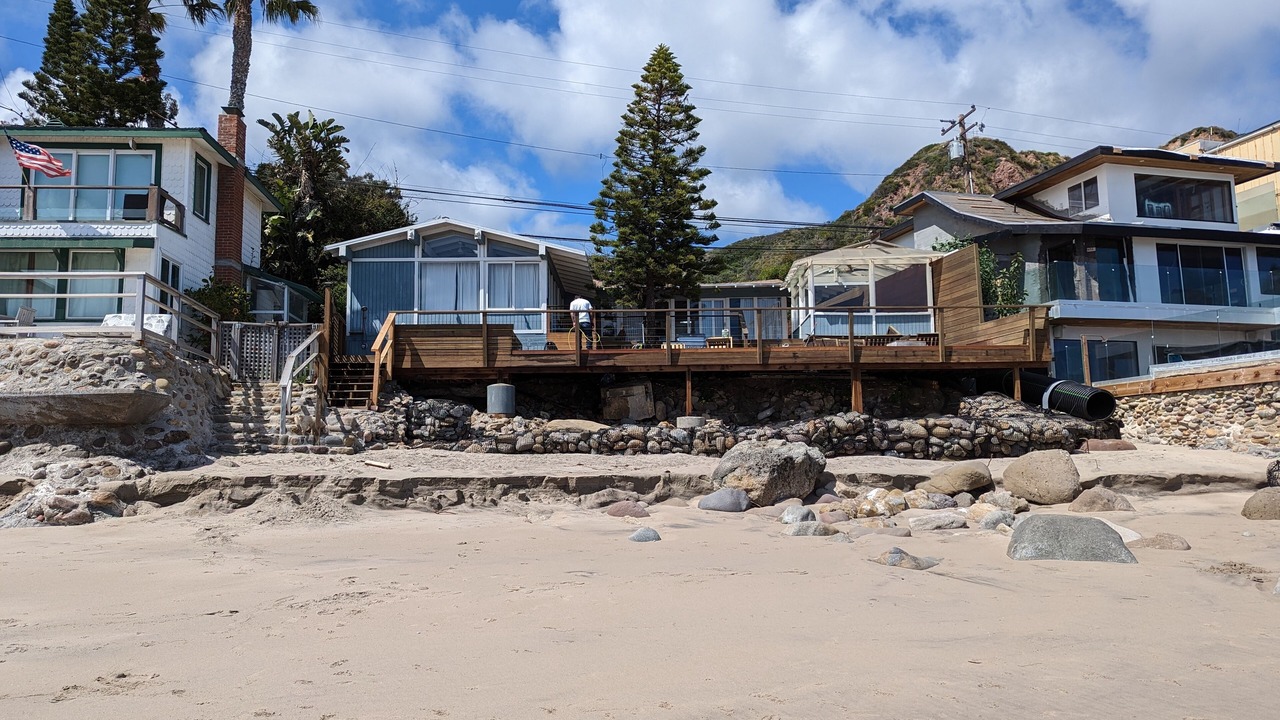 Photo of Others in Eastern Malibu