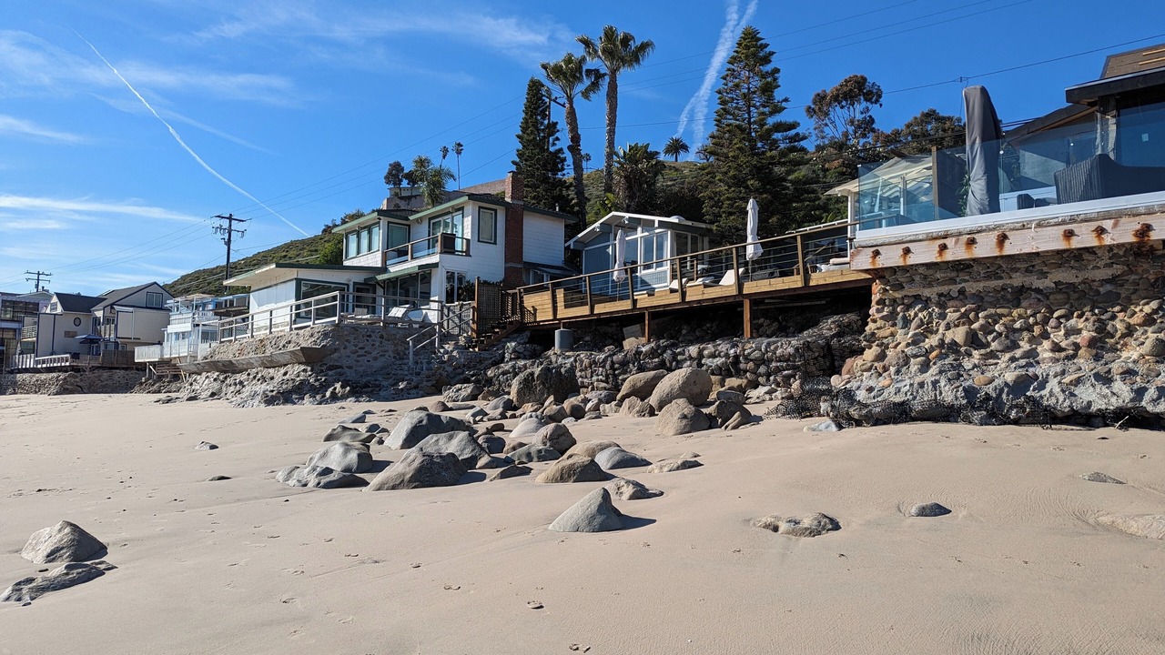 Photo of Others in Eastern Malibu