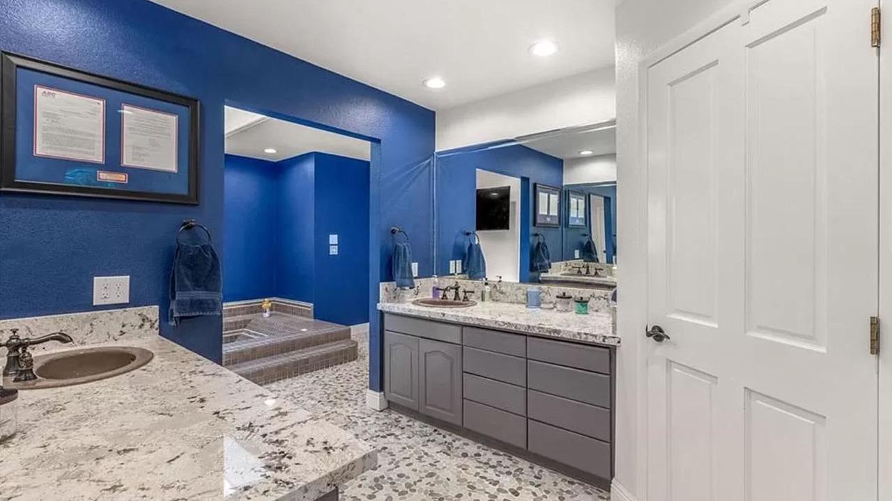 Photo of Bathroom in Rancho Oakey