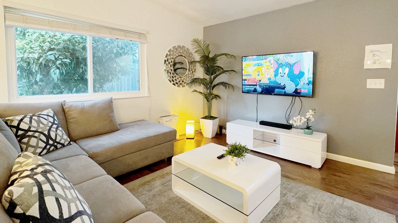 Photo of Livingroom in Sacramento