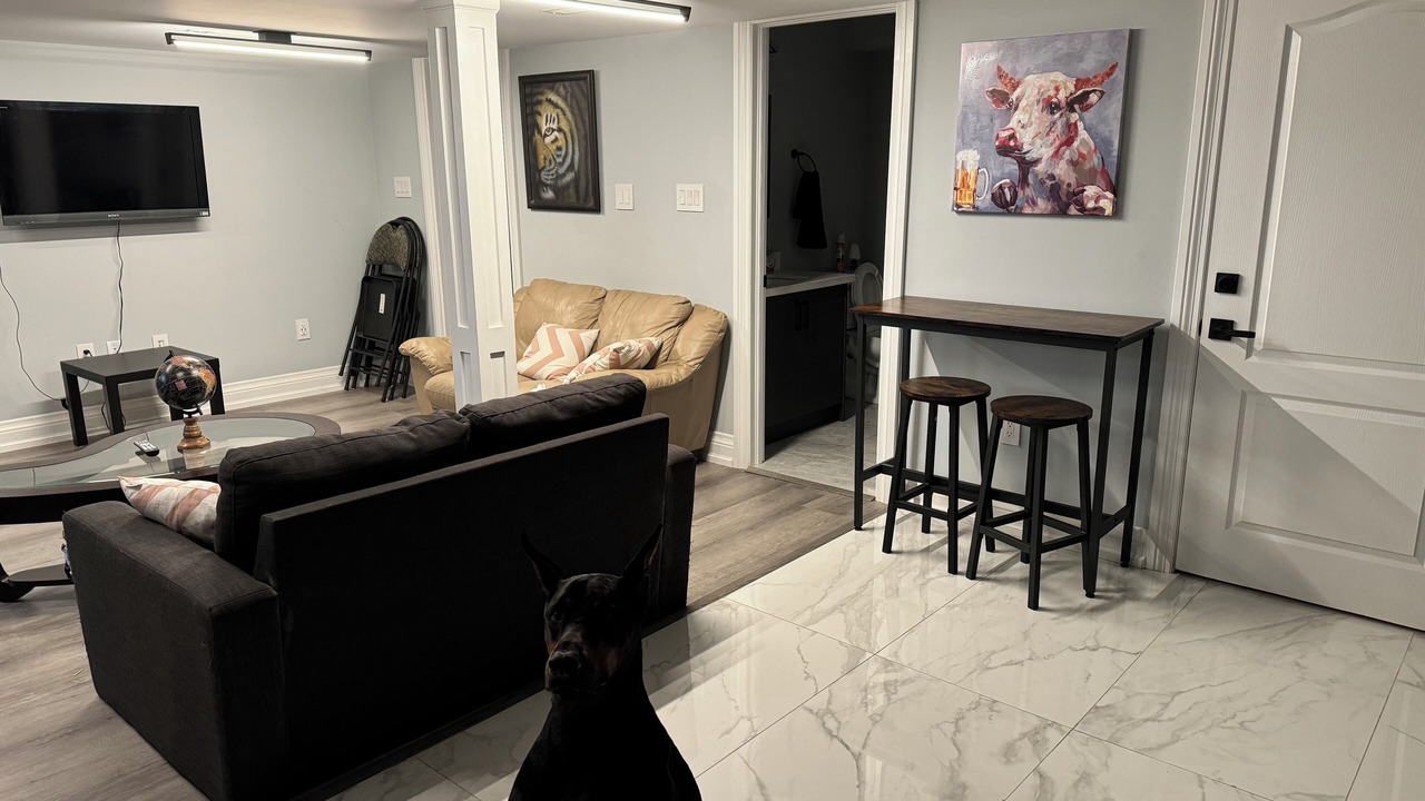Photo of Livingroom in Oshawa