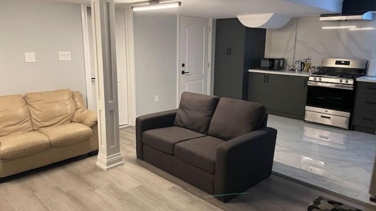 Photo of Livingroom in Oshawa