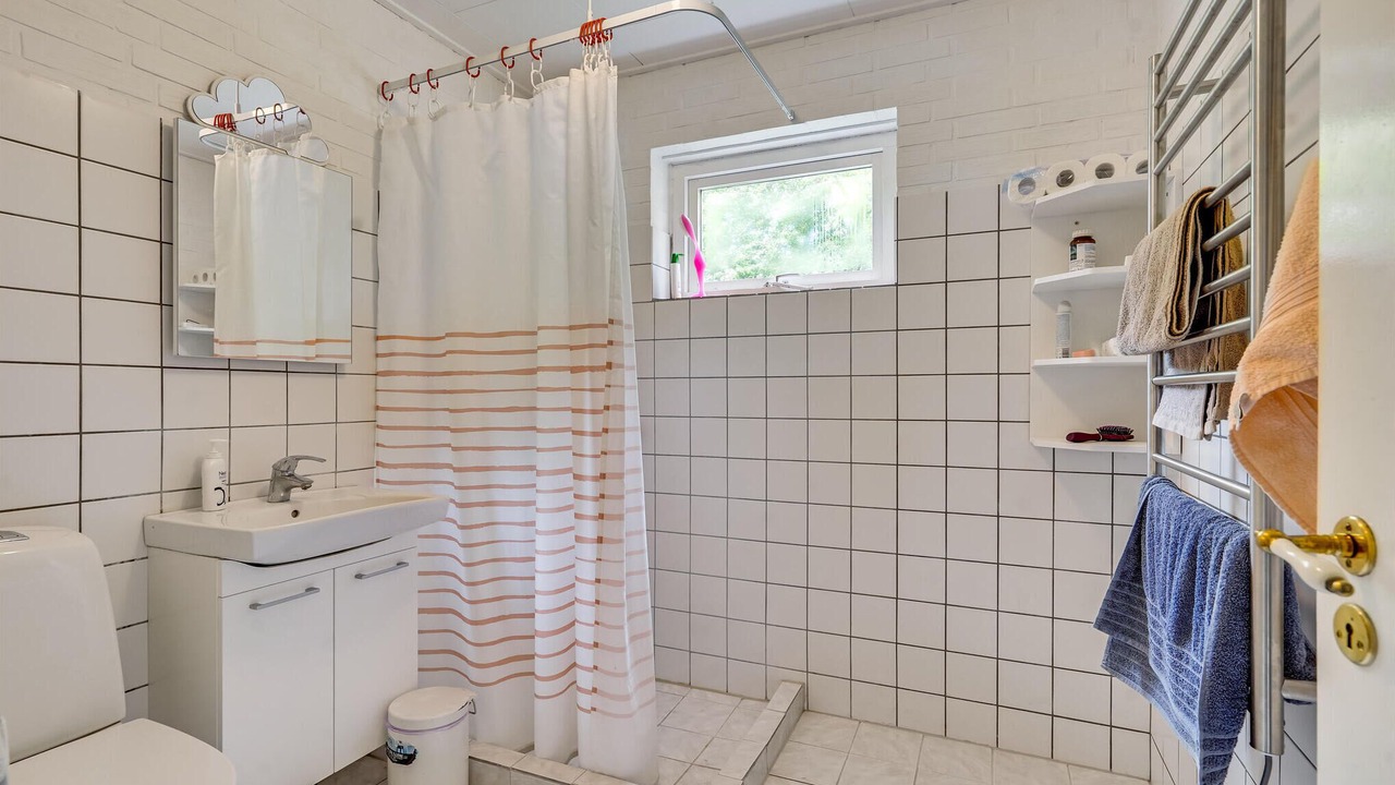 Photo of Bathroom in Lohals
