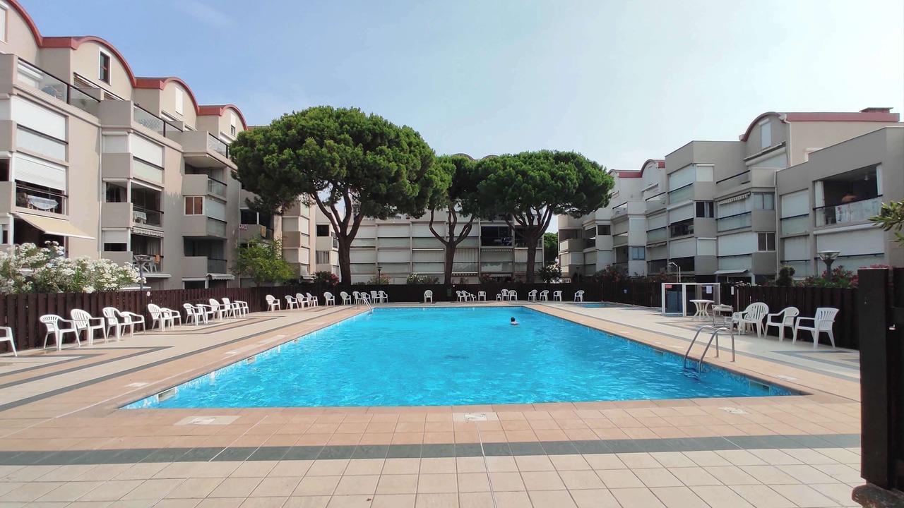 Photo of Outdoor in Port Rive Gauche
