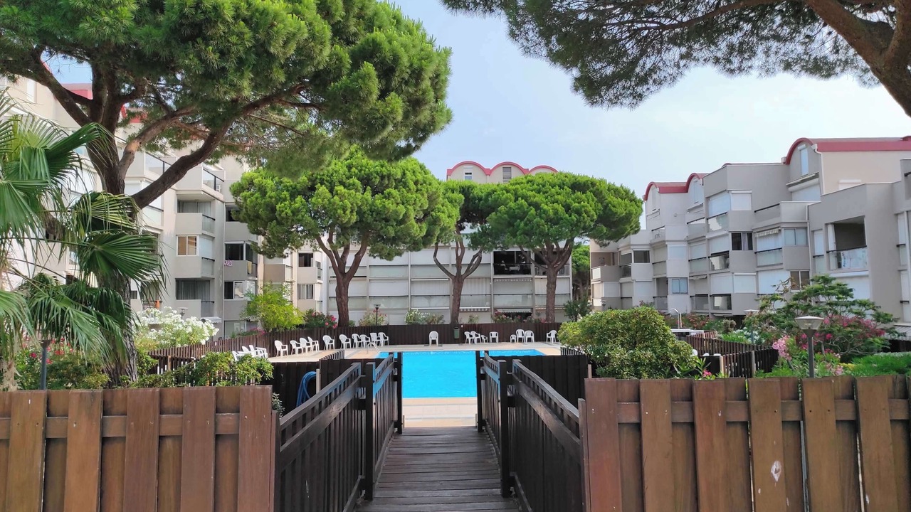 Photo of Outdoor in Port Rive Gauche