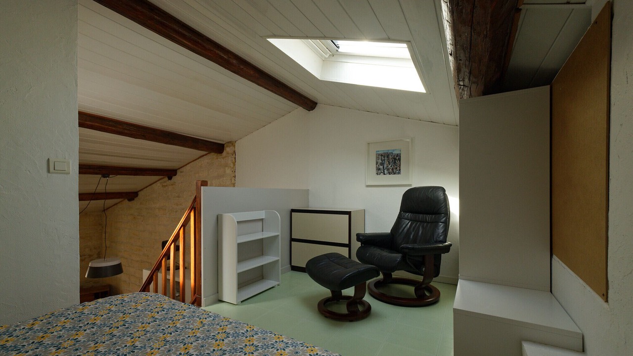 Photo of Bedroom in Comedie