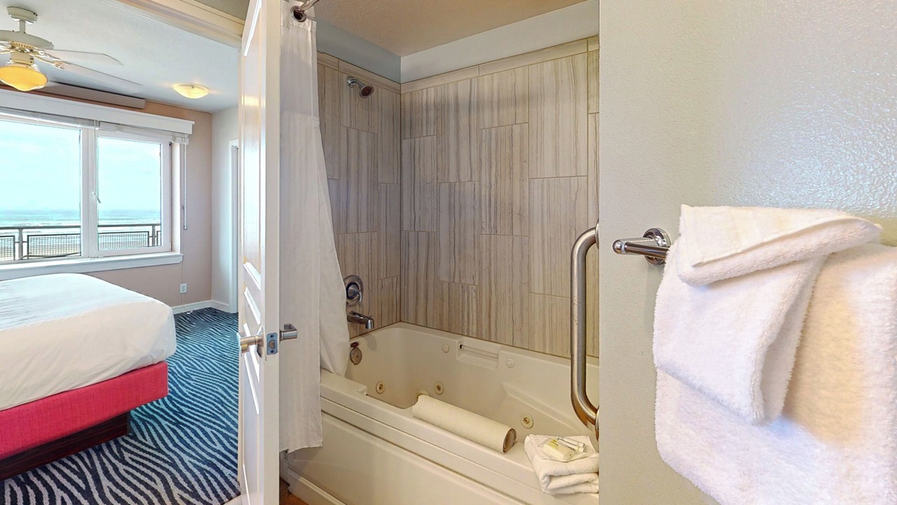 Photo of Bathroom in Seaside Gilbert District