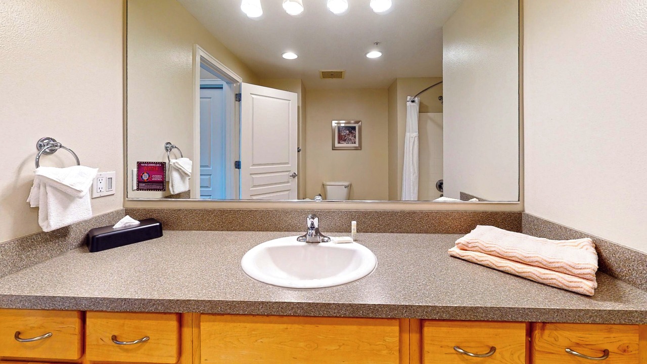 Photo of Bathroom in Seaside Gilbert District