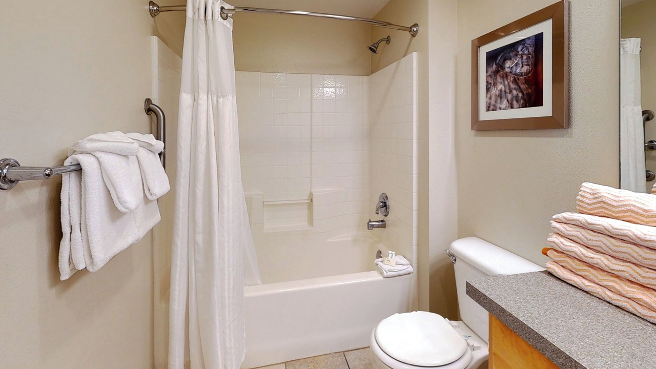 Photo of Bathroom in Seaside Gilbert District