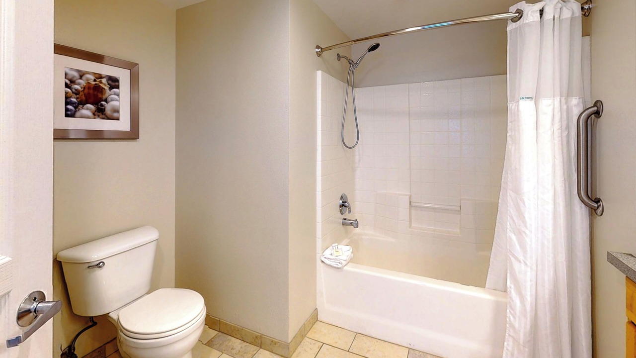 Photo of Bathroom in Seaside Gilbert District