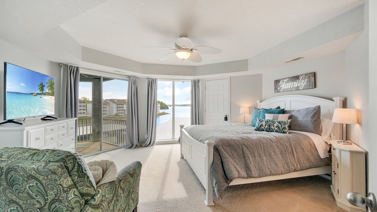 Photo of Bedroom in Village of Four Seasons