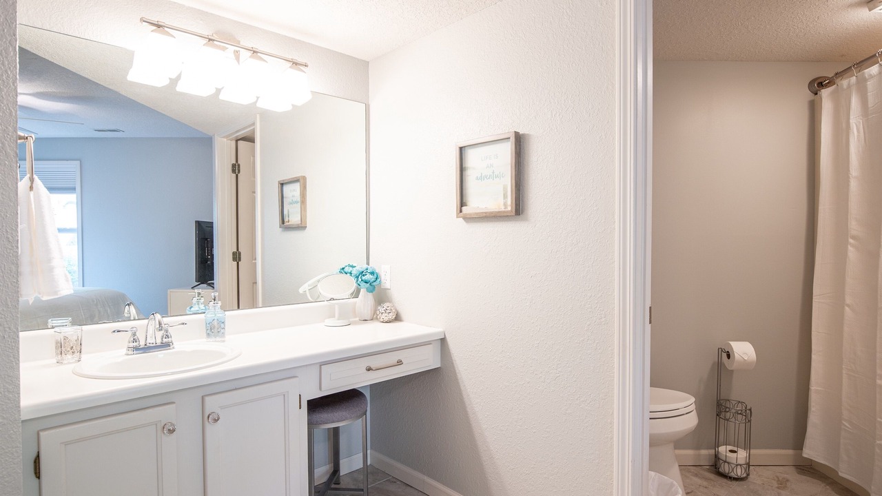 Photo of Bathroom in Village of Four Seasons