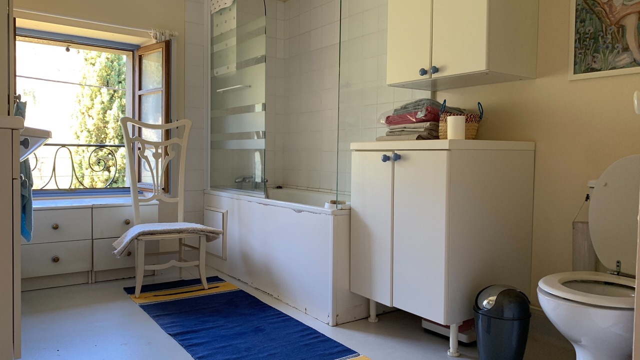 Photo of Bathroom in Montels