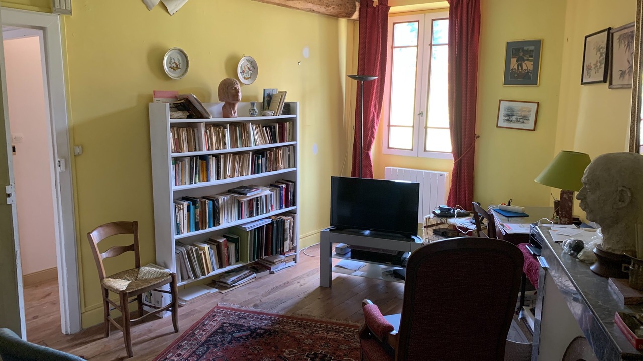Photo of Others in Montels