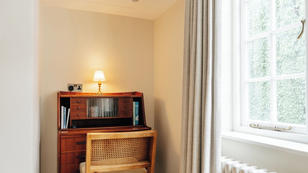 Photo of Others in Queen's Gate