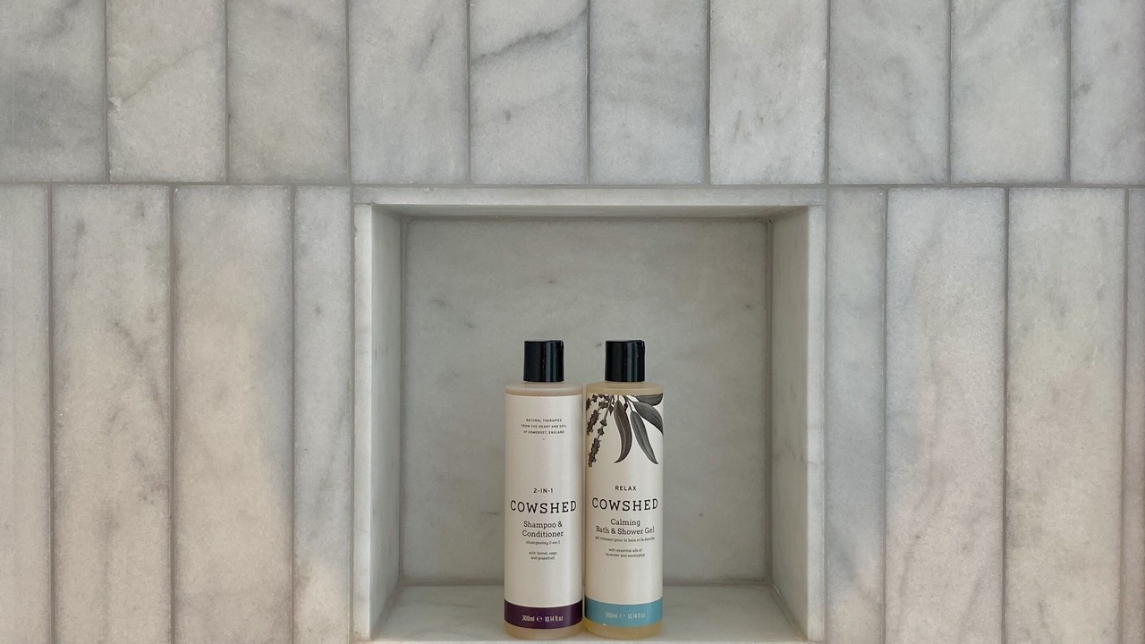 Photo of Others in Queen's Gate