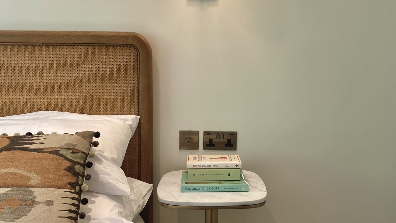 Photo of Others in Queen's Gate