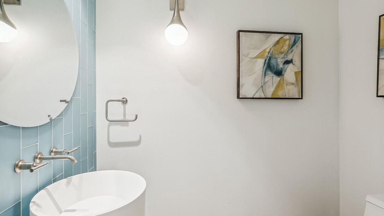 Photo of Bedroom in Beach Lagoon