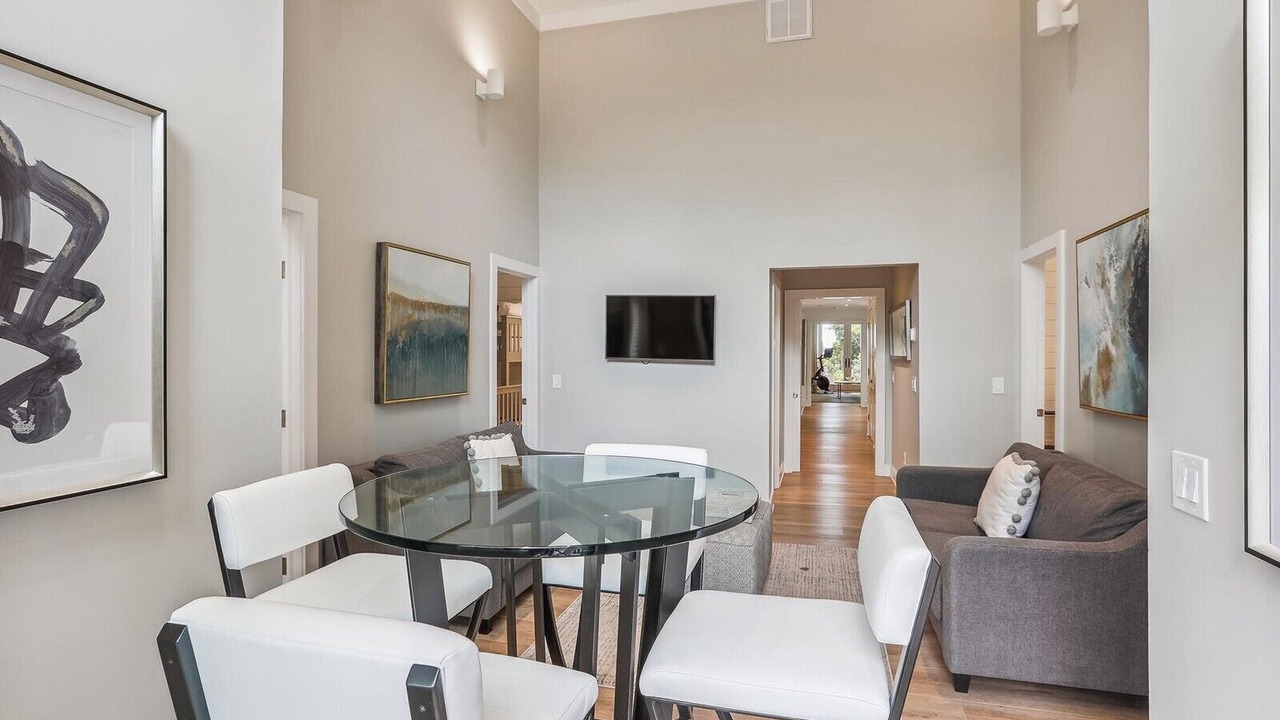 Photo of Bedroom in Beach Lagoon