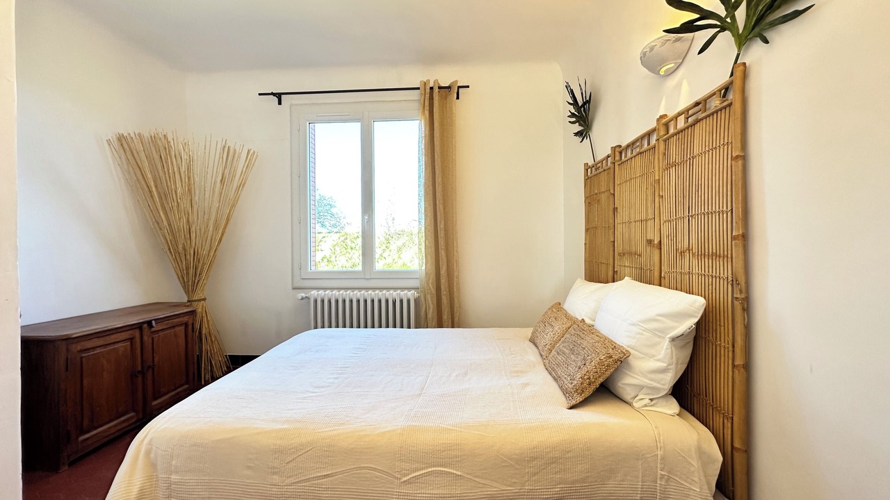 Photo of Bedroom in Saint-Jurs