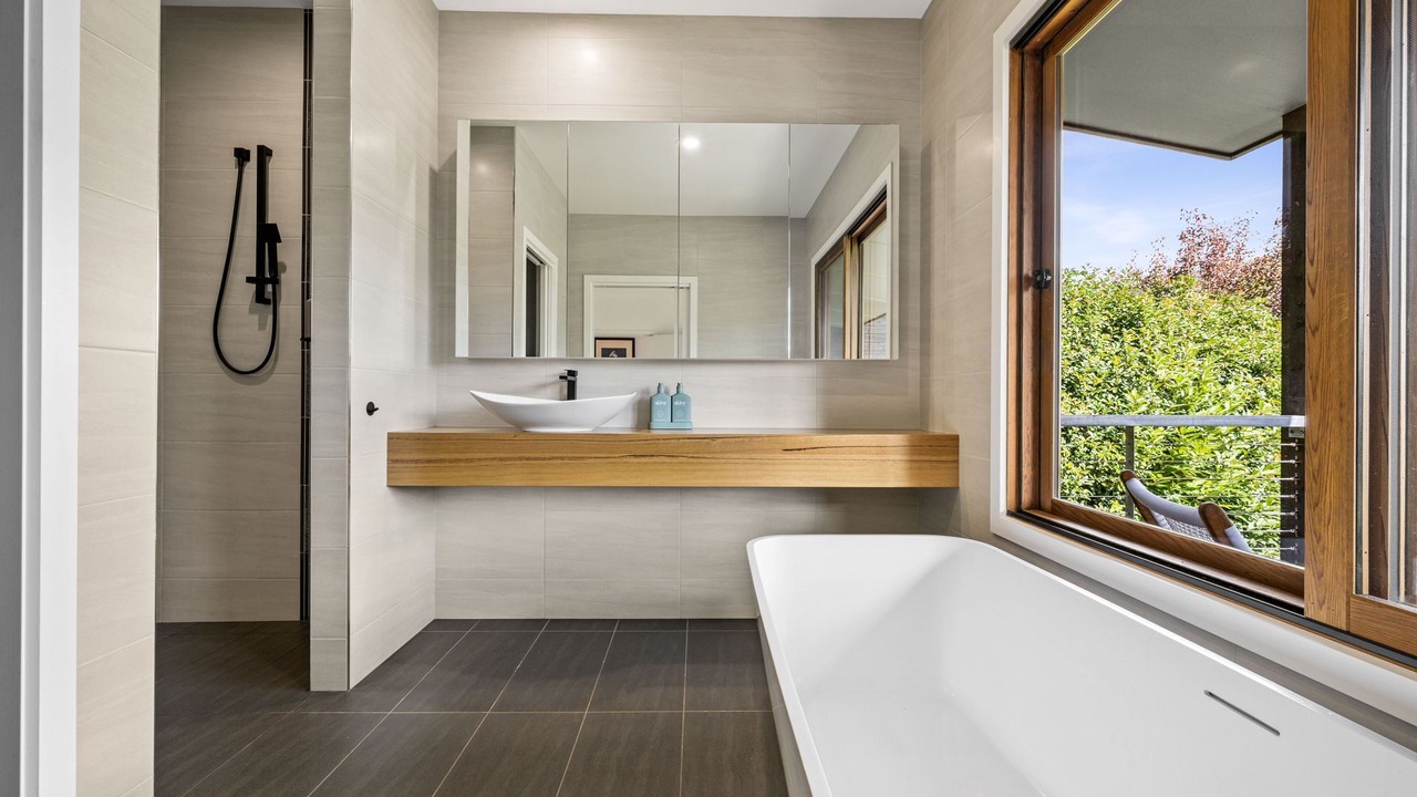 Photo of Bathroom in Wandiligong