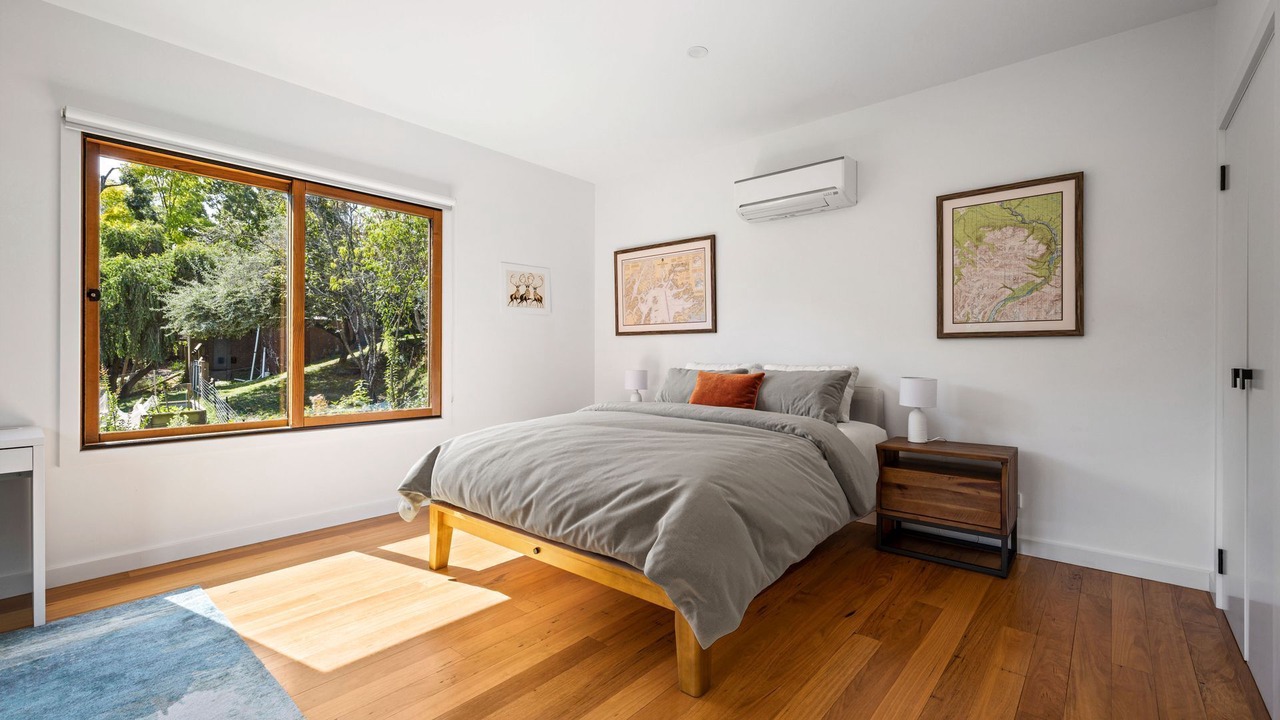 Photo of Bedroom in Wandiligong