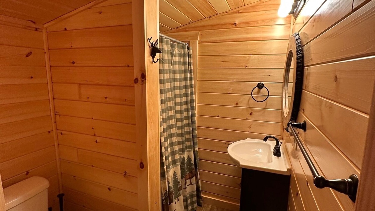Photo of Bathroom in Town of Webb