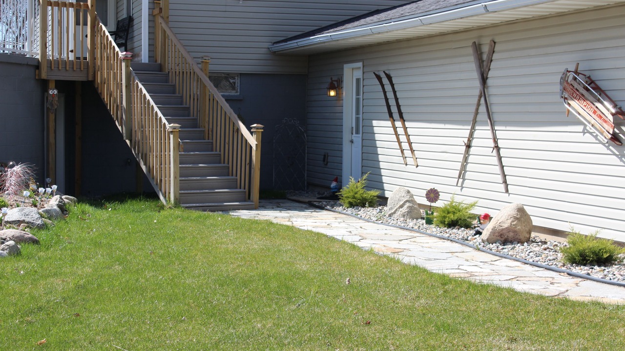Photo of Outdoor in Kingsley
