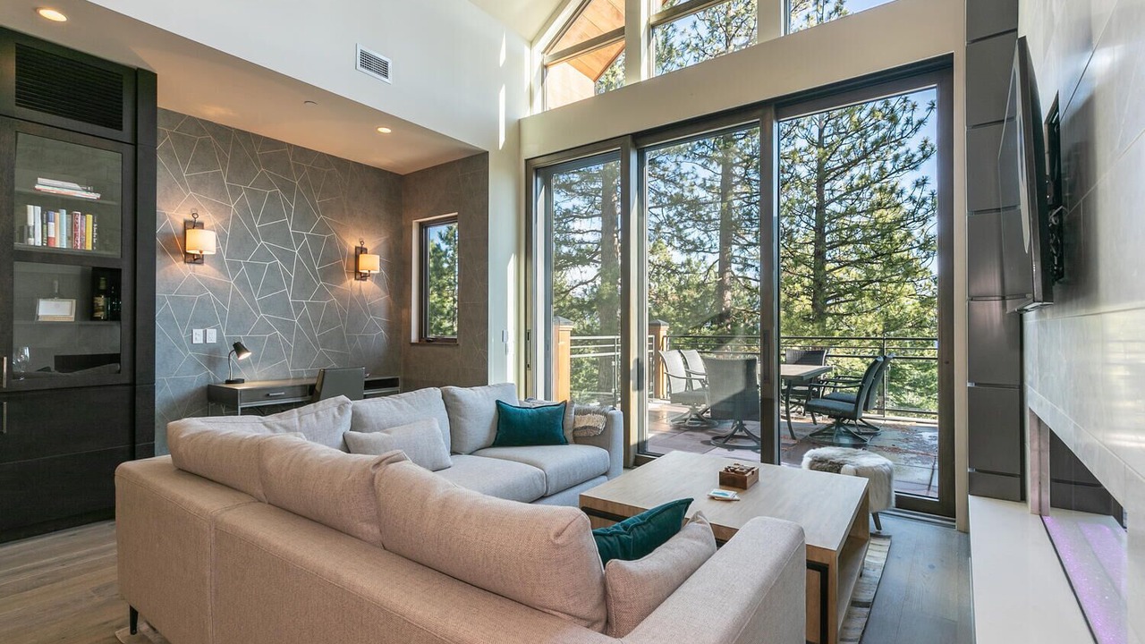 Photo of Livingroom in Crystal Bay