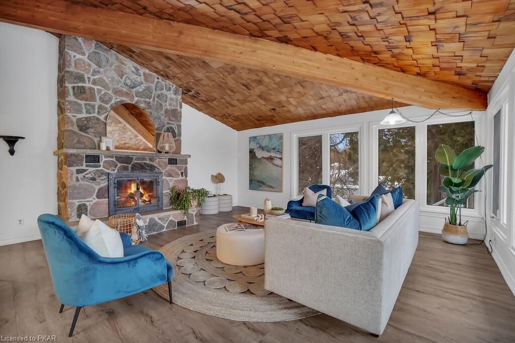 Photo of Livingroom in Fenelon Falls