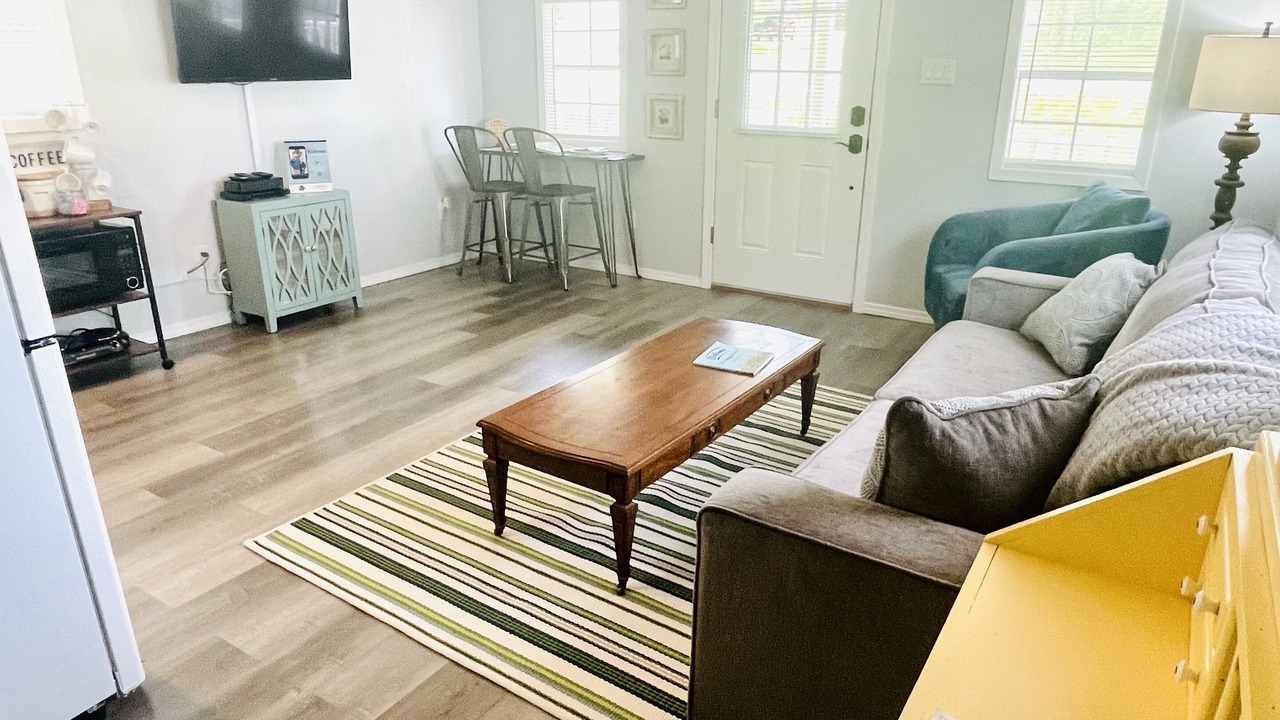 Photo of Livingroom in Ellisville
