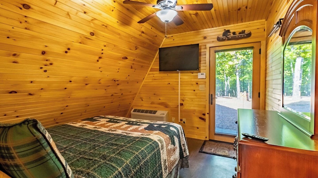 Photo of Bedroom in Fort Payne