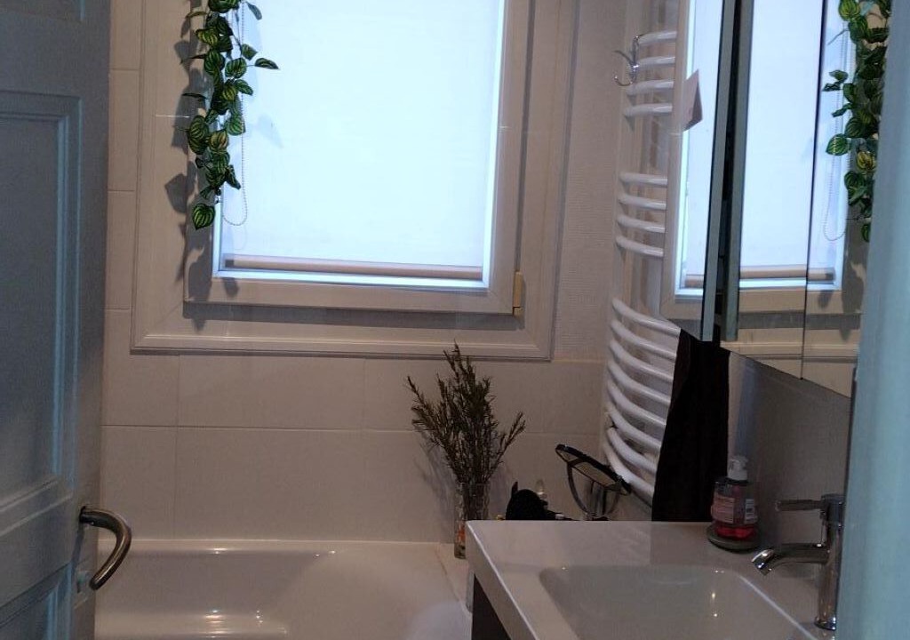 Photo of Bathroom in Quartier Sapins-Chatelet-Lombardie