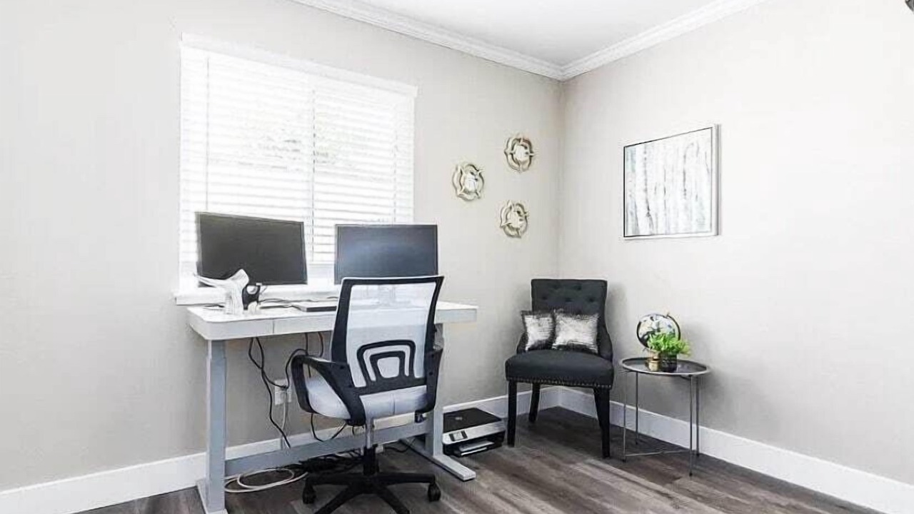 Photo of Others in Oakley