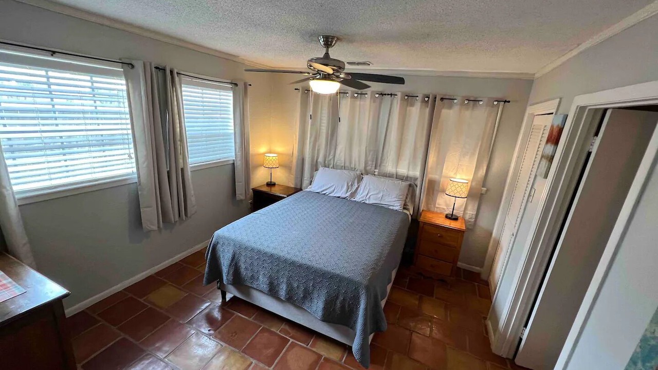 Photo of Bedroom in Bay Area