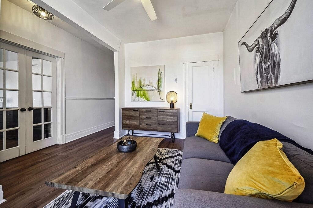Photo of Livingroom in Hochelaga-Maisonneuve