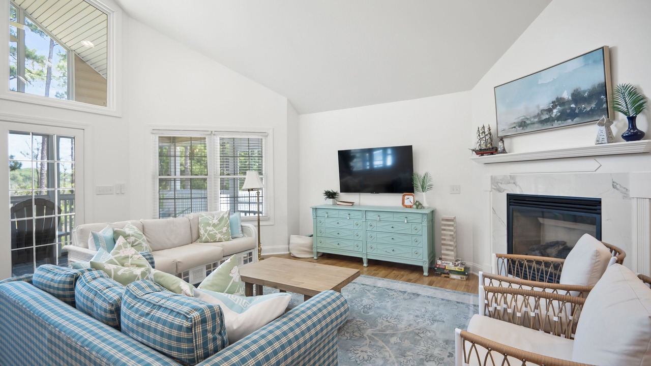 Photo of Livingroom in Oriental