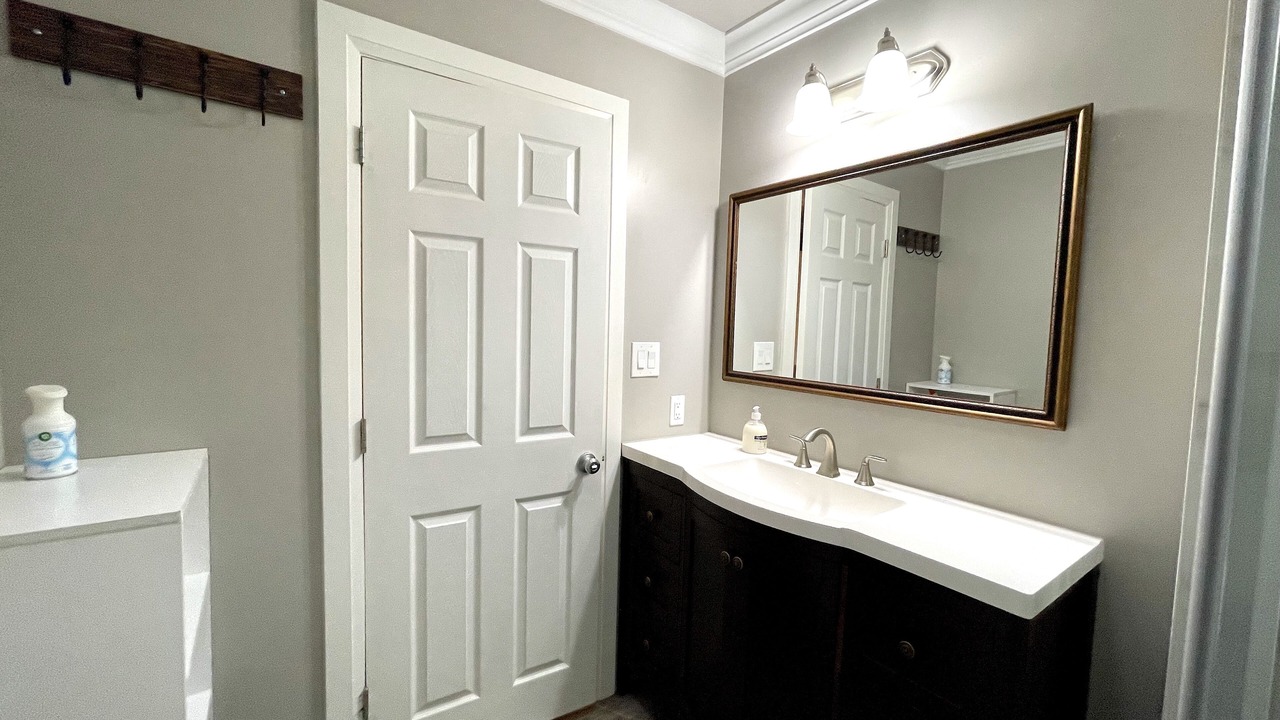 Photo of Bathroom in Rama