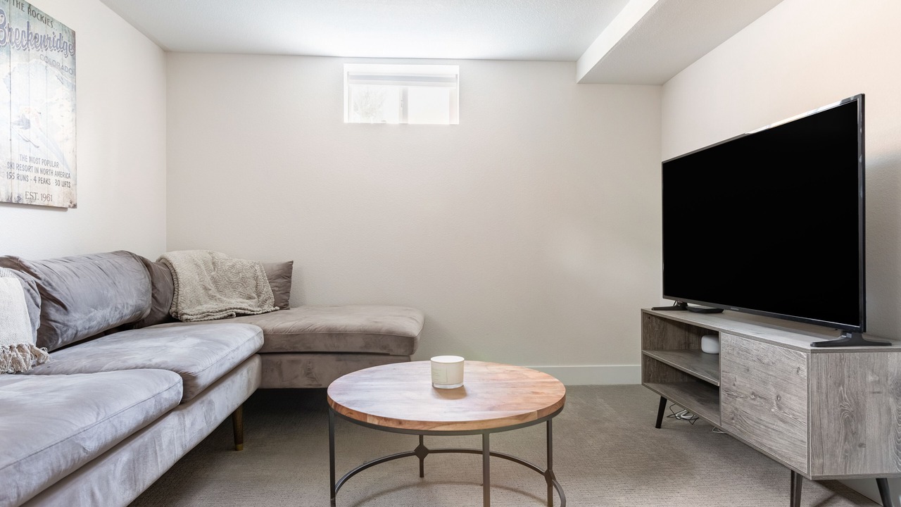 Photo of Livingroom in Northeast Park Hill