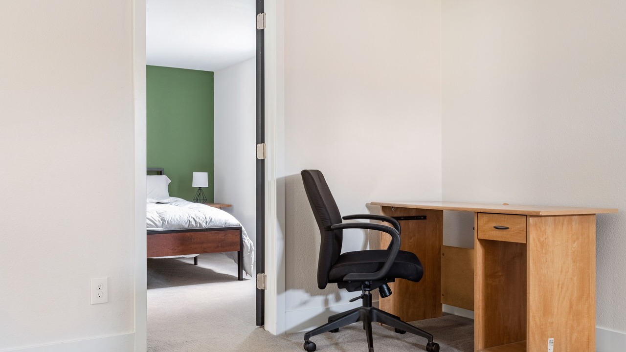 Photo of Bedroom in Northeast Park Hill