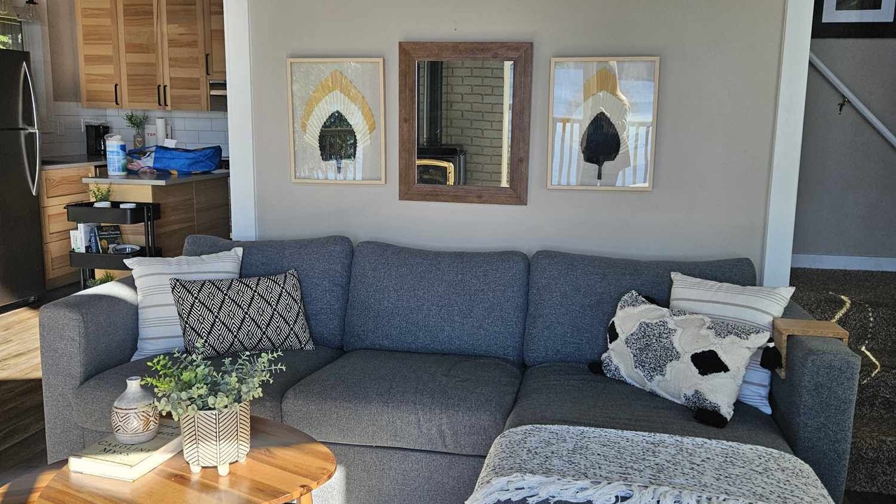 Photo of Livingroom in Matlock