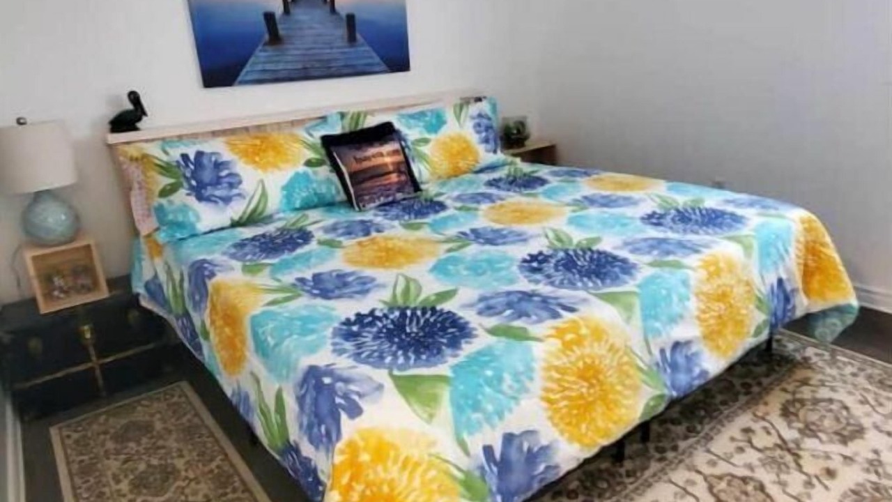Photo of Bedroom in Thedford