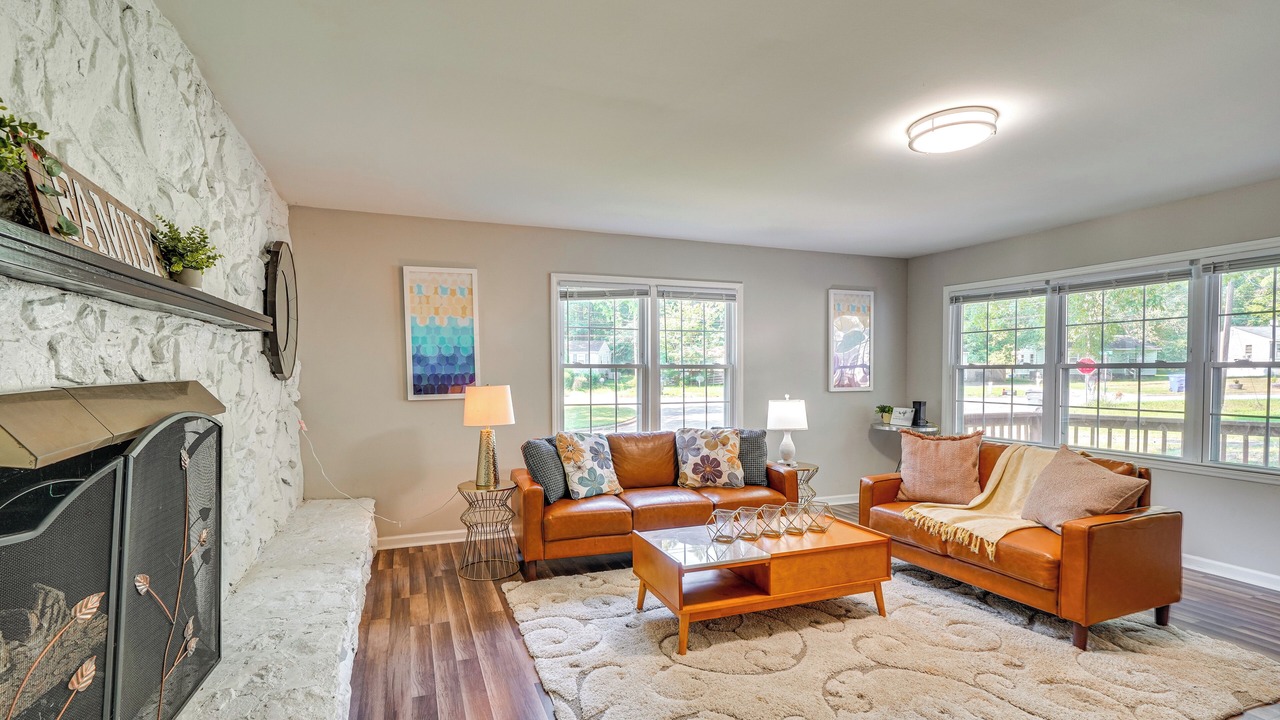 Photo of Livingroom in Hillsborough