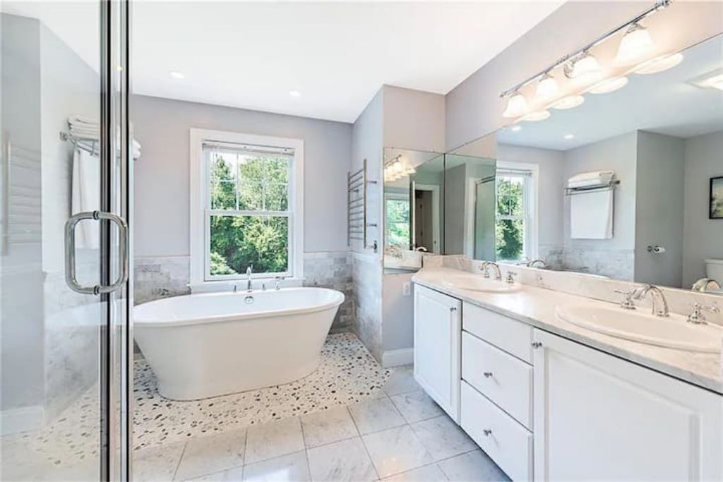 Photo of Bathroom in Little Compton